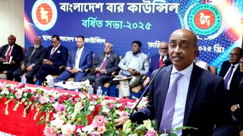 দুর্নীতির বিরুদ্ধে আইনজীবীদের সোচ্চার হতে হবে: অ্যাটর্নি জেনারেল